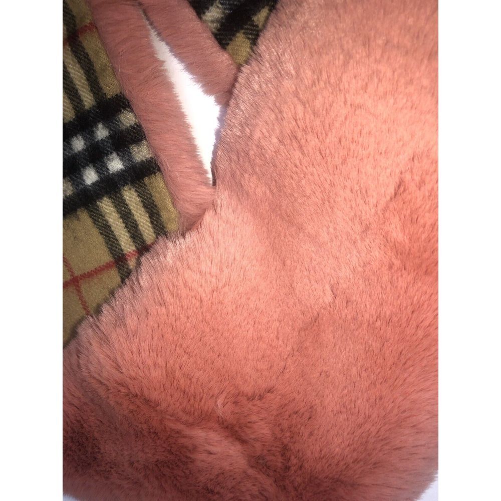 Burberry Vintage Check Cashmere Solid Pale Pink Faux Fur Scarf Italy New‎ - Picture 5 of 11